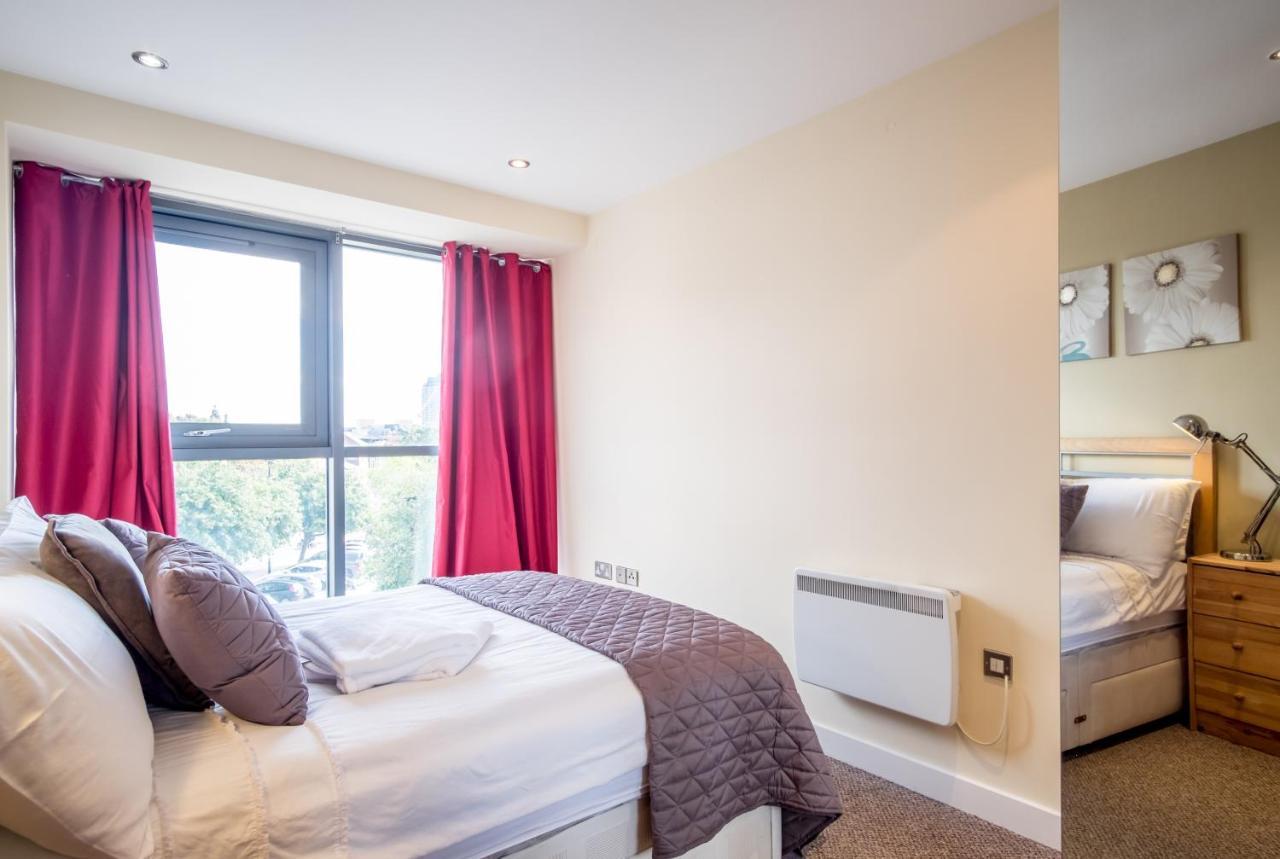 City One Bedroom Apartment With Juliet Balcony In West One - Parking Possible Sheffield Extérieur photo